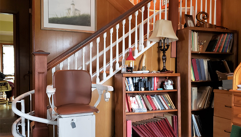 Handicapped Stair Lift Near Syracuse Ny Image Of Stair Lift At Home